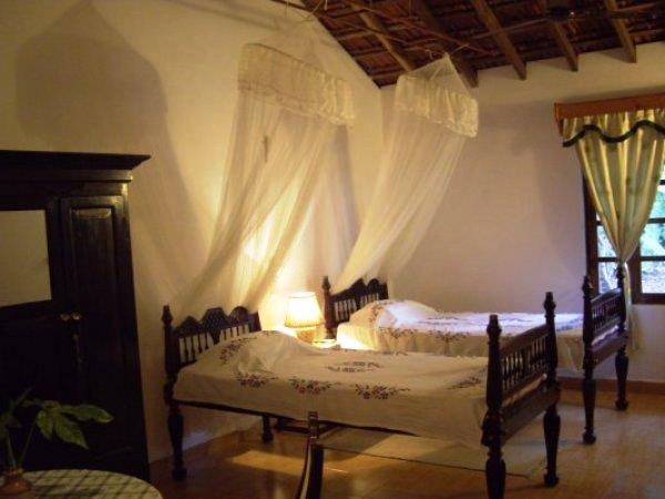 Hôtel Cancio'S House à Aldona Extérieur photo
