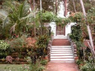 Hôtel Cancio'S House à Aldona Extérieur photo